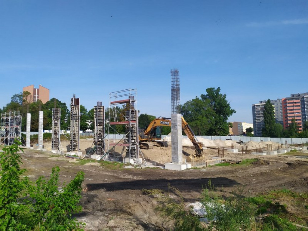 Ruszyła budowa parku handlowego Aura Park w centrum Tarnobrzega [zdjęcia]