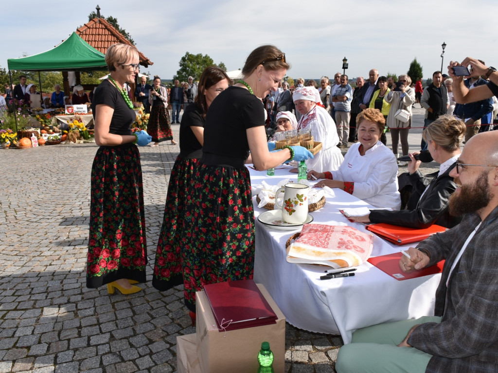 Słodka rywalizacja na dziedzińcu zamkowym. Kto otrzymał 