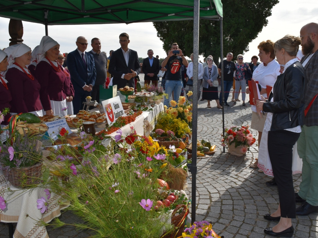 Słodka rywalizacja na dziedzińcu zamkowym. Kto otrzymał 