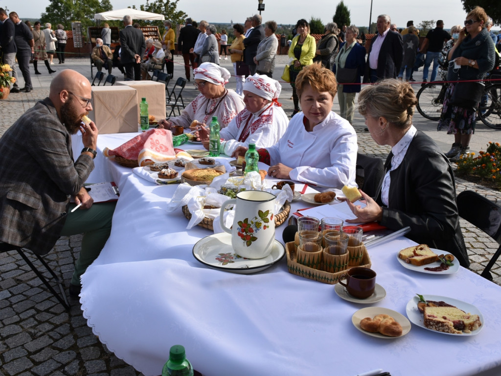 Słodka rywalizacja na dziedzińcu zamkowym. Kto otrzymał 