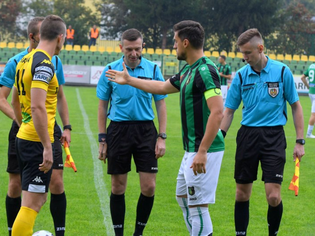 Stal wygrywa derby. Kompromitujący występ Siarki [zdjęcia]