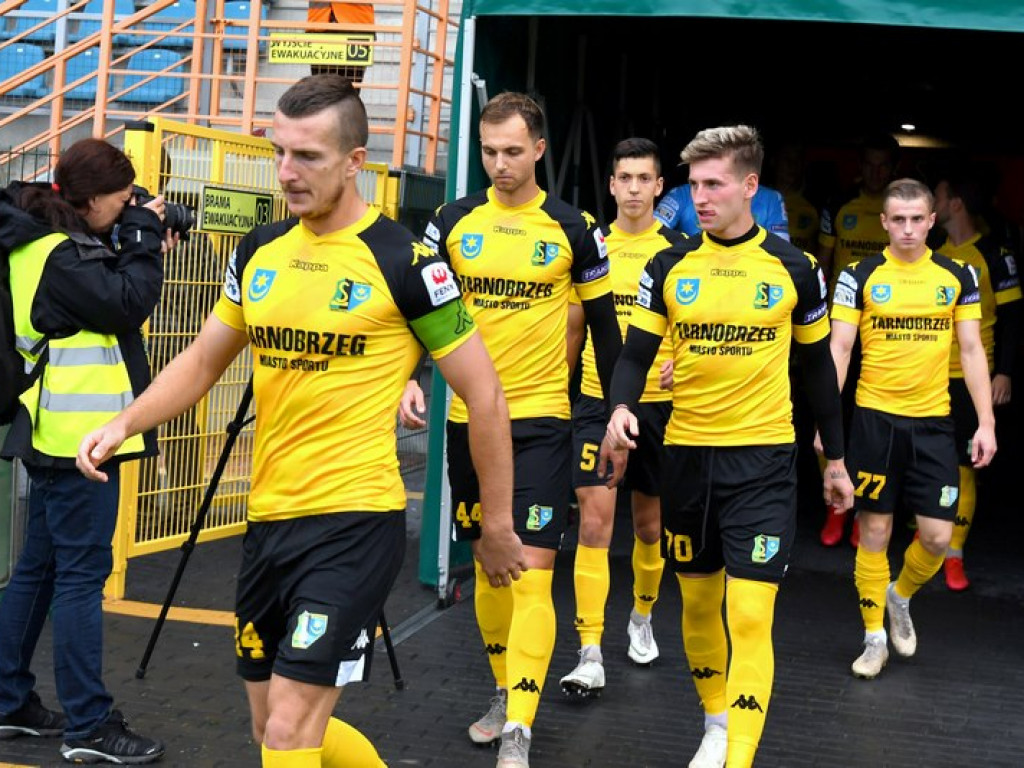 Stal wygrywa derby. Kompromitujący występ Siarki [zdjęcia]