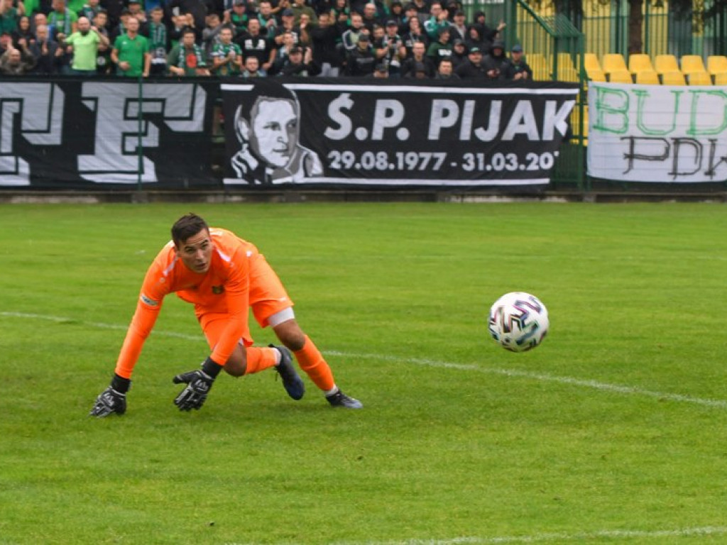 Stal wygrywa derby. Kompromitujący występ Siarki [zdjęcia]
