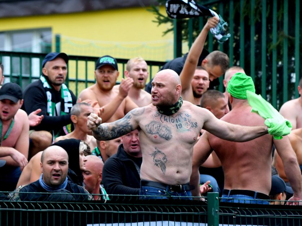 Stal wygrywa derby. Kompromitujący występ Siarki [zdjęcia]