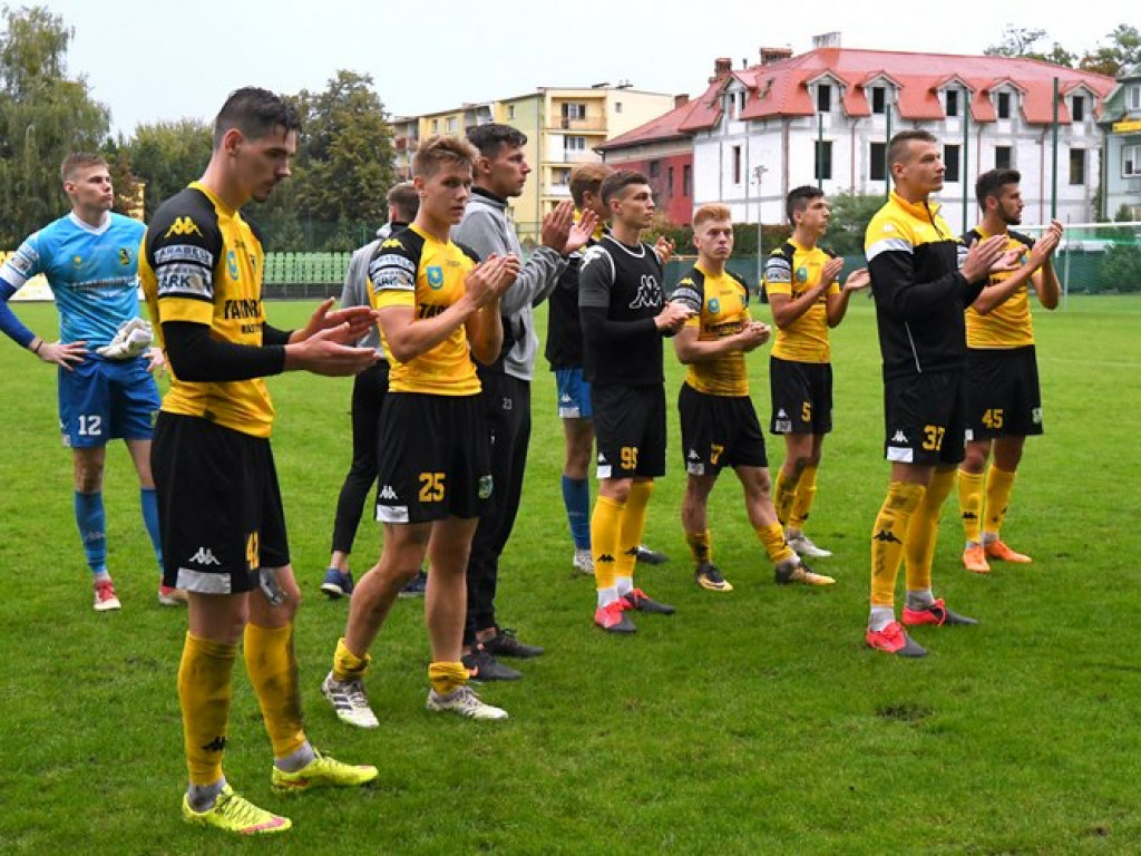 Stal wygrywa derby. Kompromitujący występ Siarki [zdjęcia]
