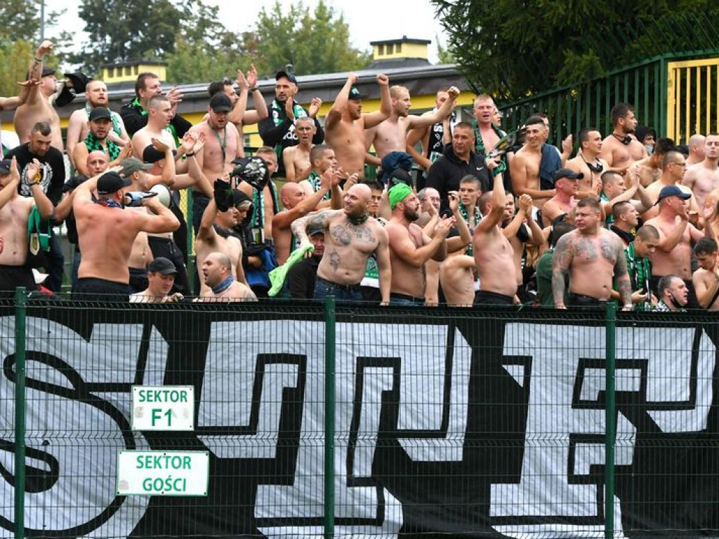 Stal wygrywa derby. Kompromitujący występ Siarki [zdjęcia]