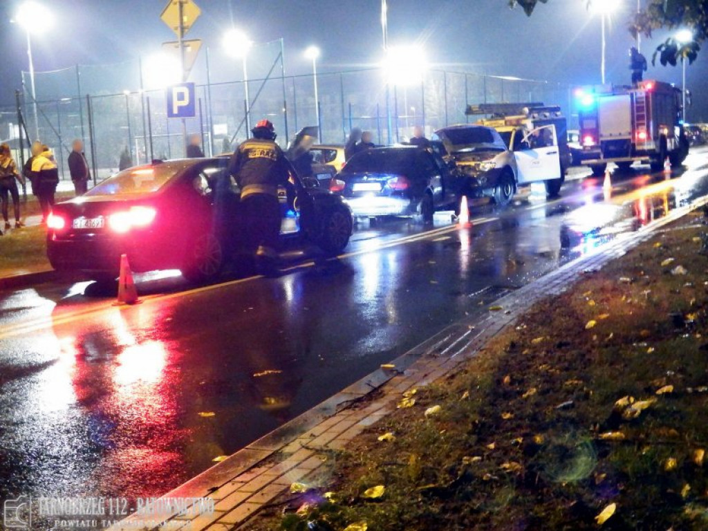 Tarnobrzeg. Zderzenie samochodów BMW i Pogotowia Energetycznego