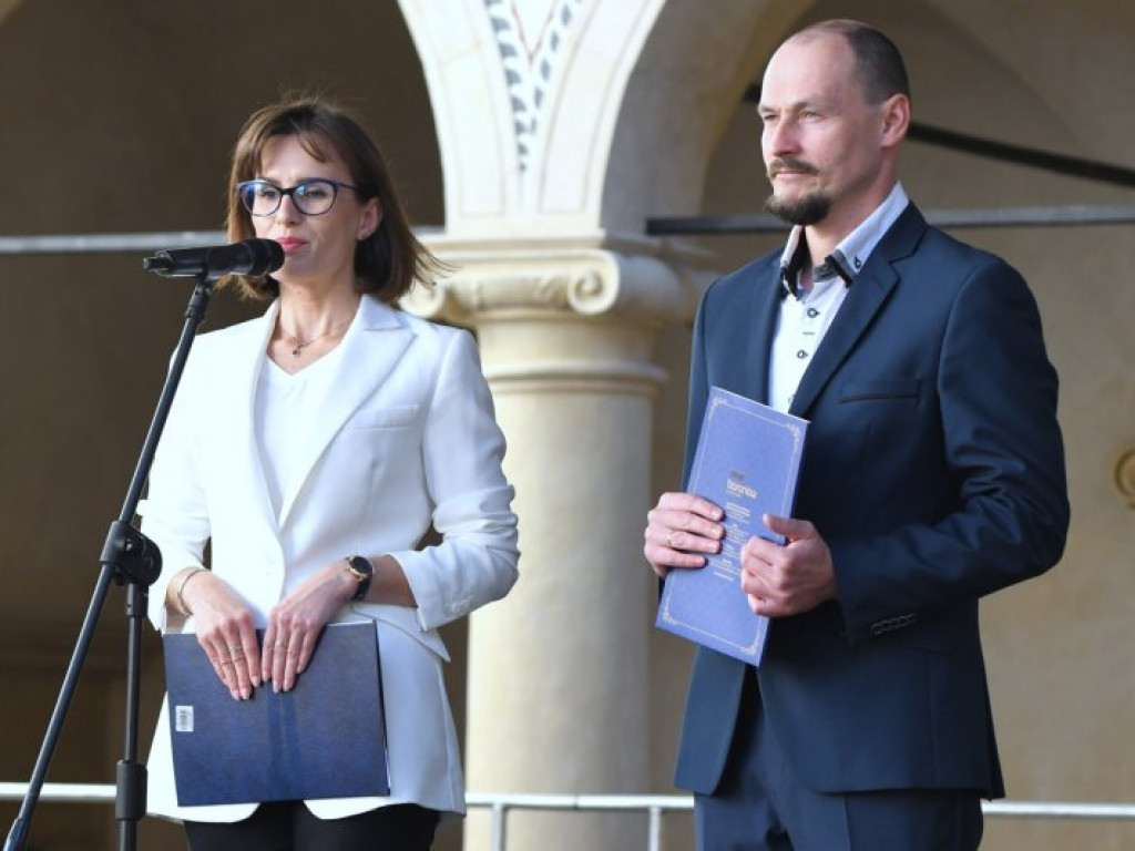 Modelki, lasowiaczki i husarze w Baranowie Sandomierskim  [zdjęcia][wideo]
