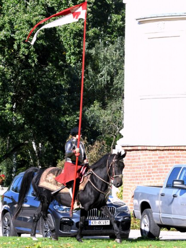Modelki, lasowiaczki i husarze w Baranowie Sandomierskim  [zdjęcia][wideo]