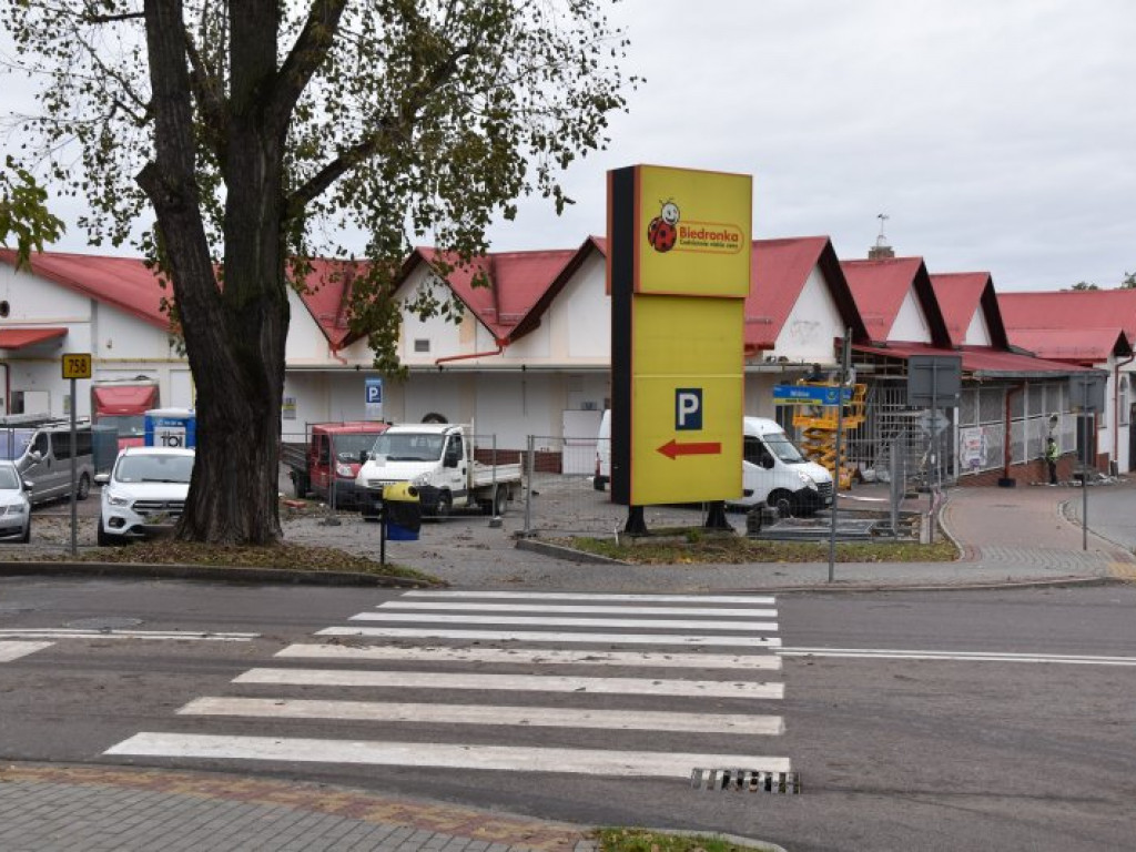 Biedronka stawia na Tarnobrzeg - kolejny market w remoncie [zdjęcia]