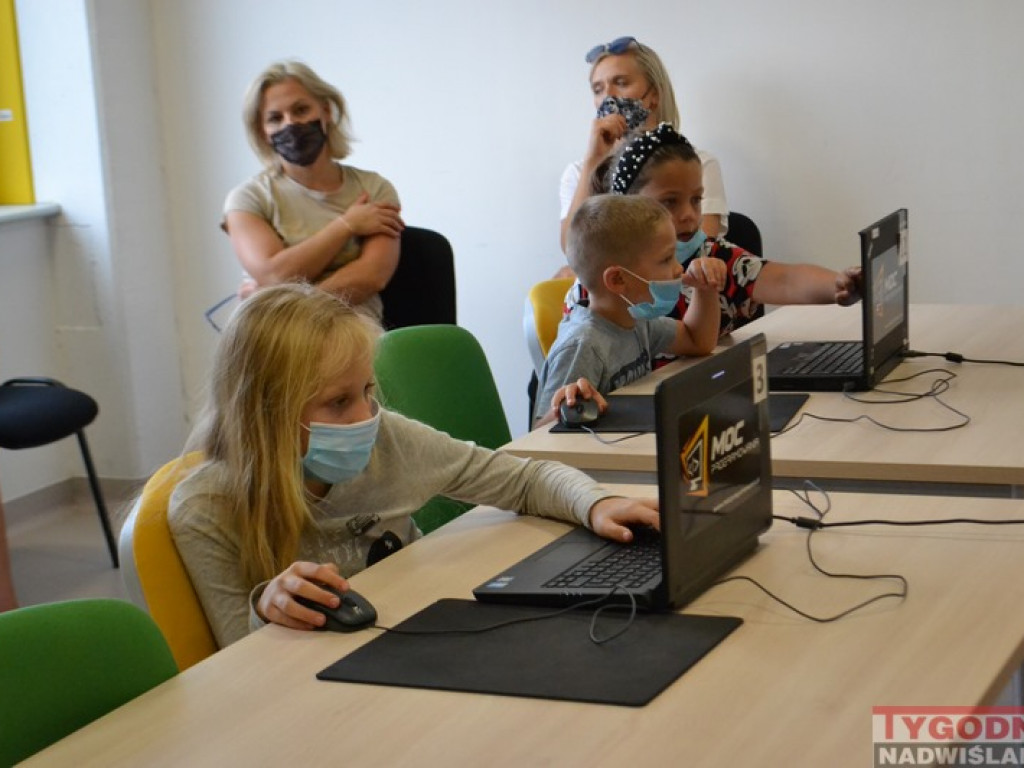 Bezpieczne zajęcia z robotyki dla dzieci! Trwają zapisy!