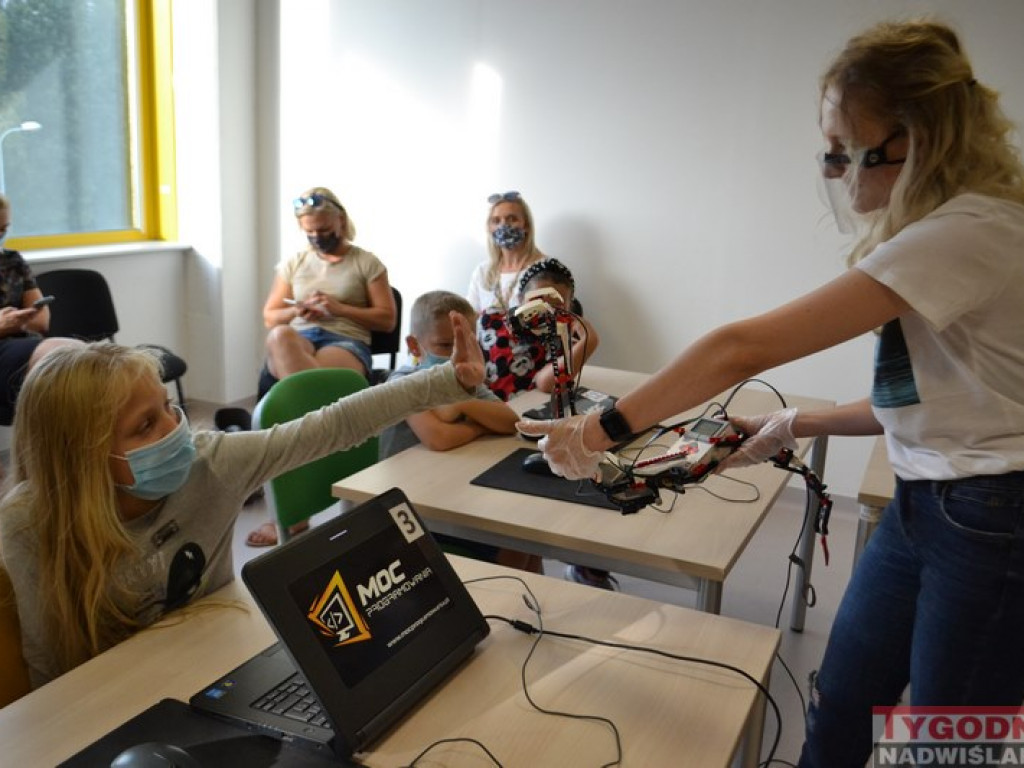 Bezpieczne zajęcia z robotyki dla dzieci! Trwają zapisy!