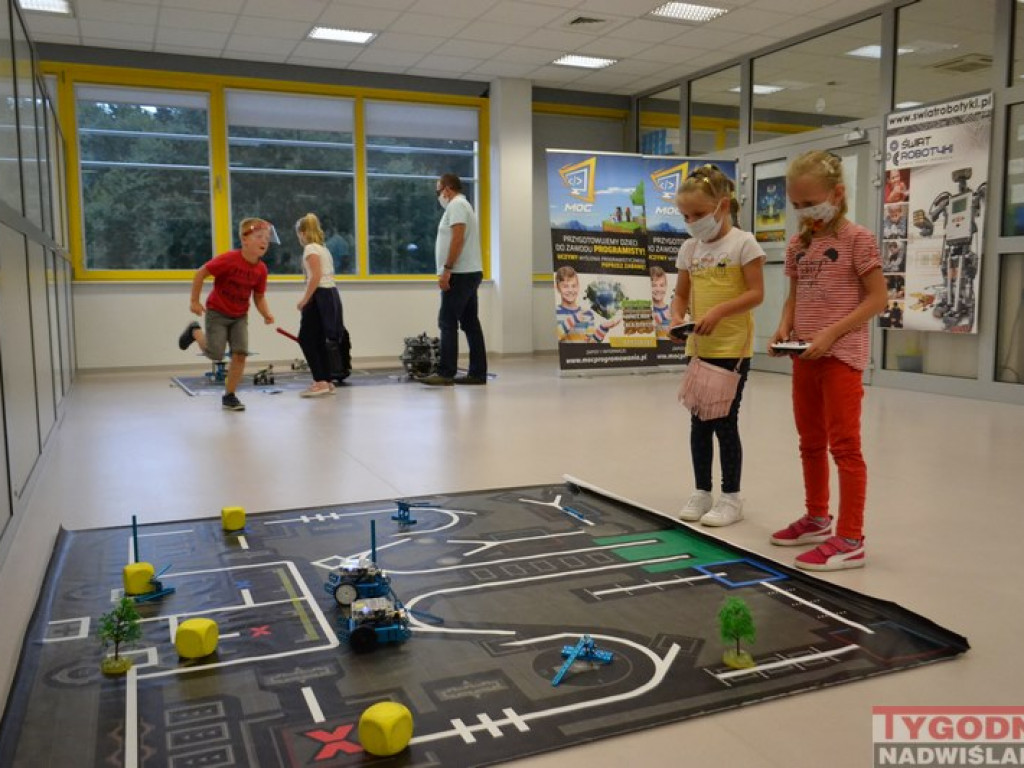Bezpieczne zajęcia z robotyki dla dzieci! Trwają zapisy!