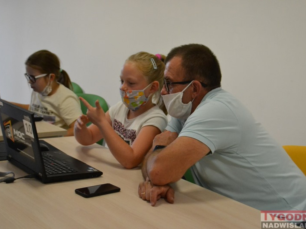 Bezpieczne zajęcia z robotyki dla dzieci! Trwają zapisy!