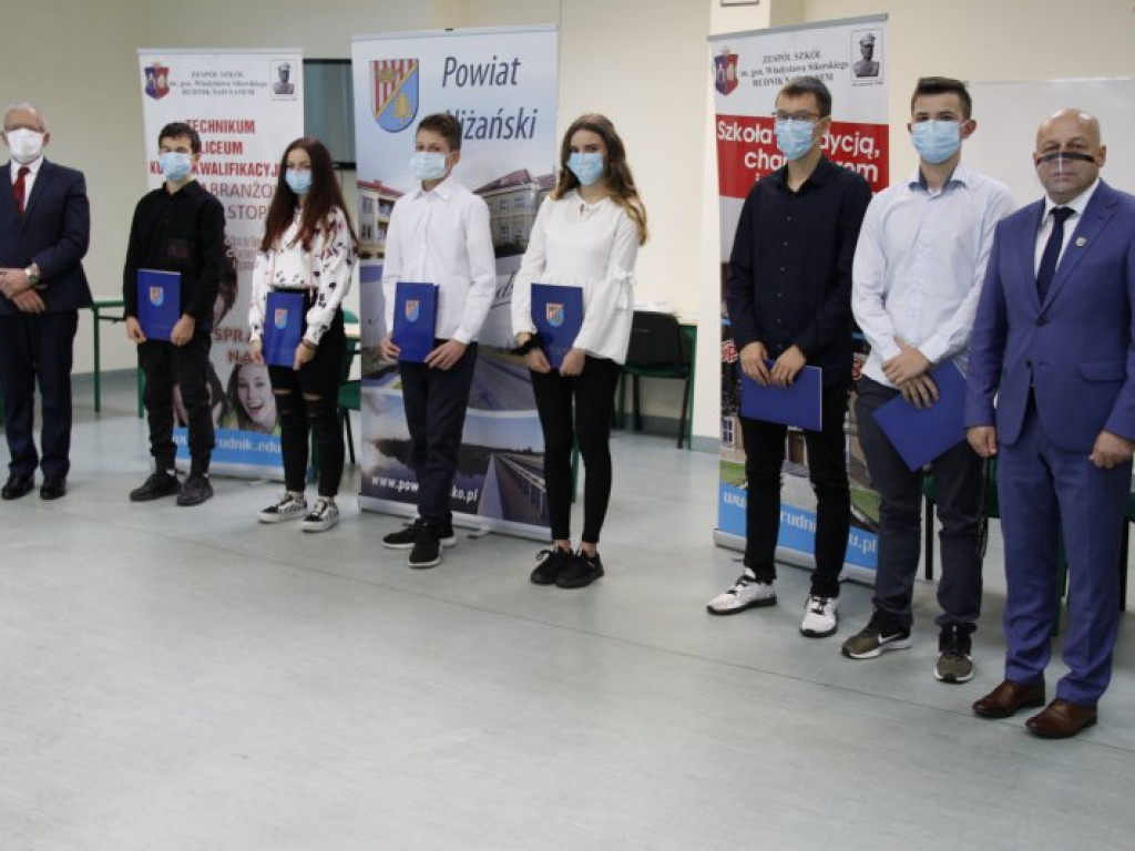 Nisko. Nagrodzeni nauczyciele i uczniowie [zdjęcia]