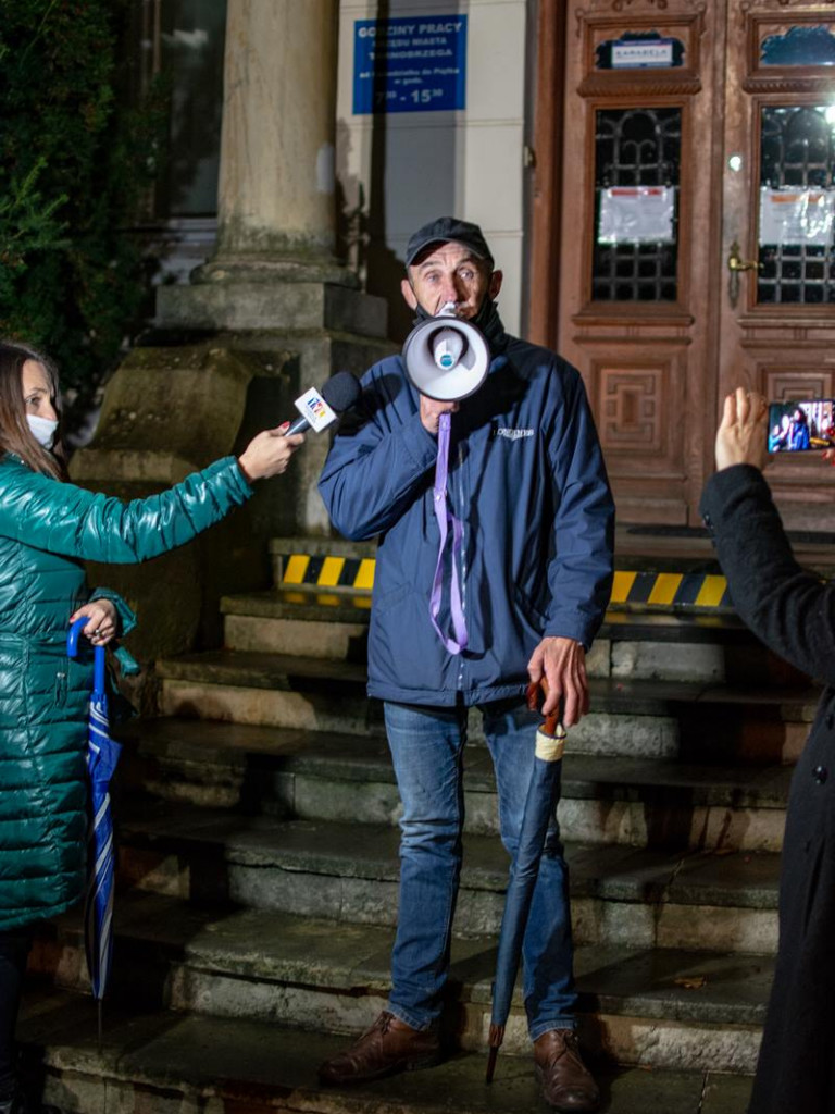 Tarnobrzeg. Protest przeciwko przepisom antyaborcyjnym [wideo][zdjęcia]