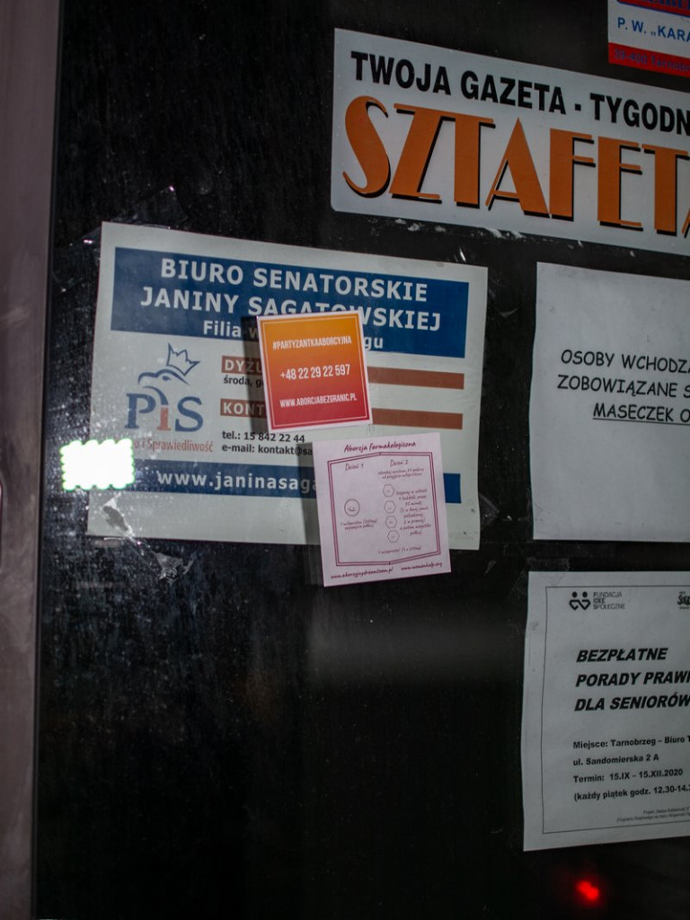 Tarnobrzeg. Protest przeciwko przepisom antyaborcyjnym [wideo][zdjęcia]