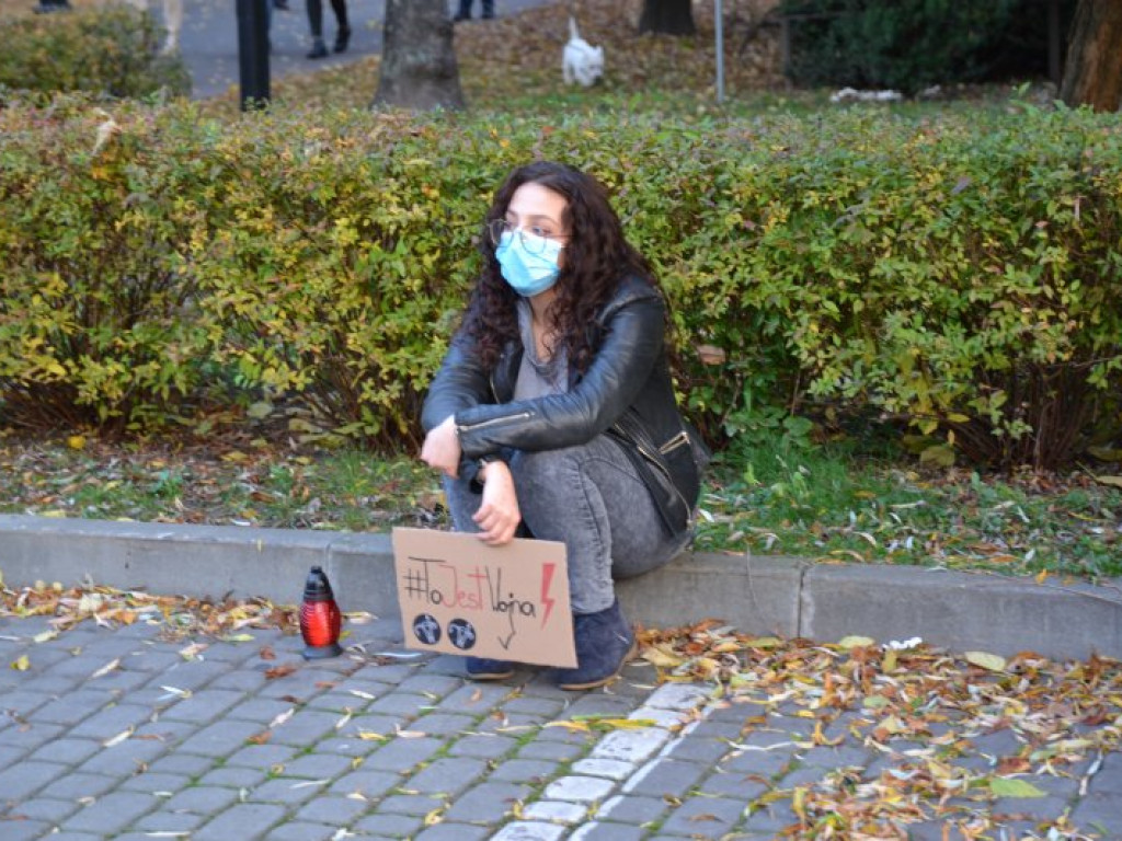 Kolejny dzień protestów kobiet w Tarnobrzegu [zdjęcia] [wideo]