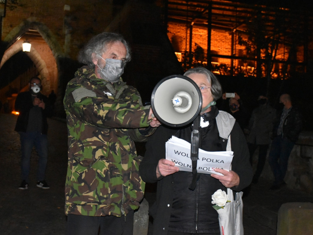 Spokojny protest w Sandomierzu [wideo] [zdjęcia]