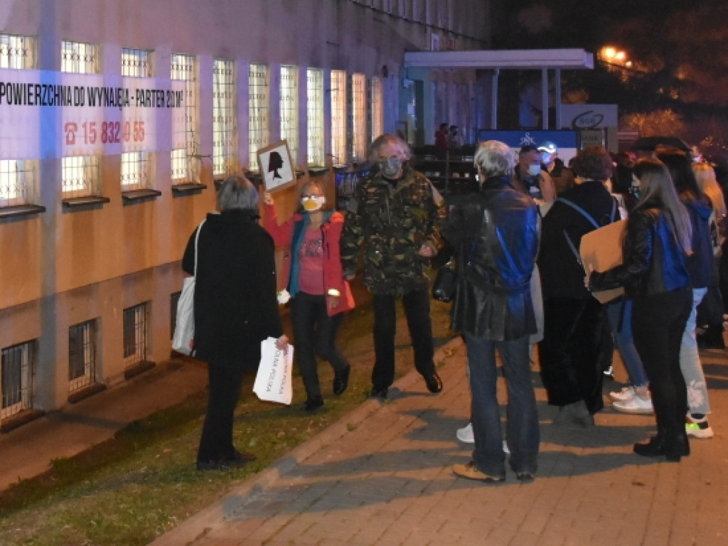 Spokojny protest w Sandomierzu [wideo] [zdjęcia]