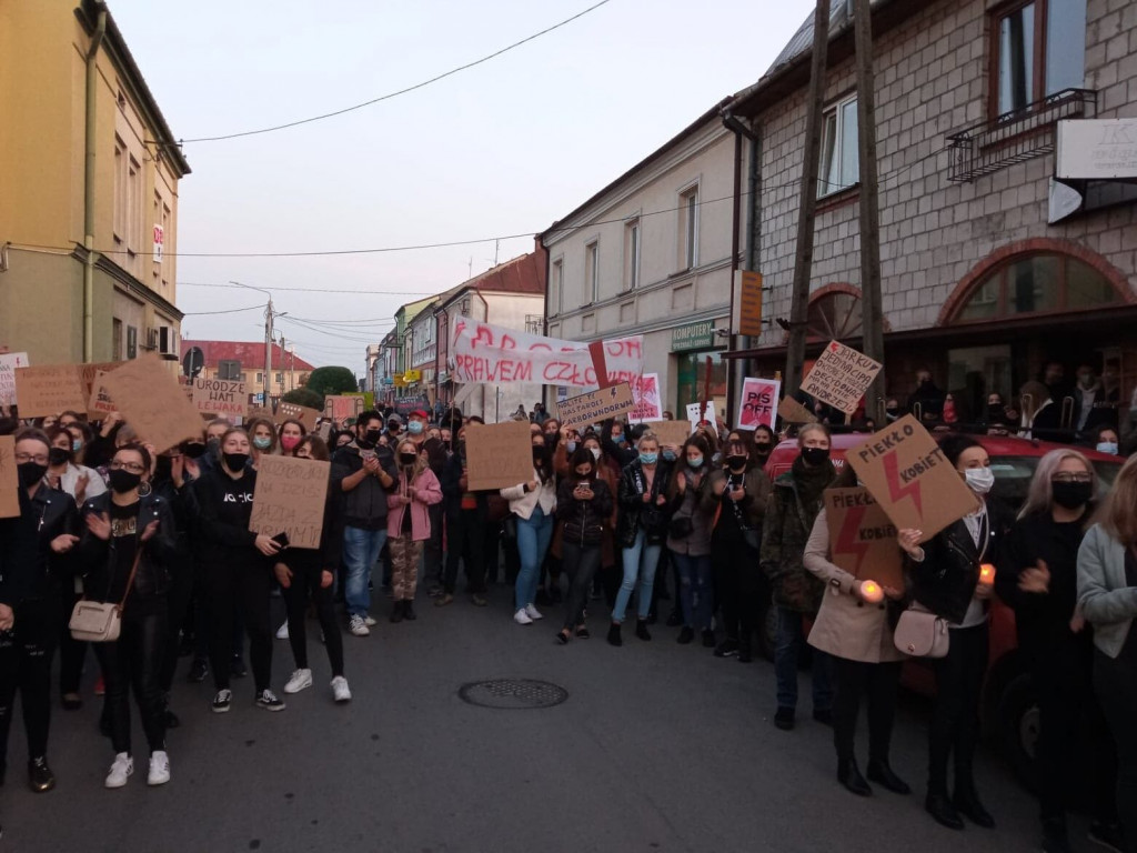 Zaprotestowali także w Staszowie [wideo] [zdjęcia]