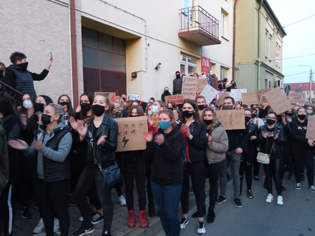 Zaprotestowali także w Staszowie [wideo] [zdjęcia]