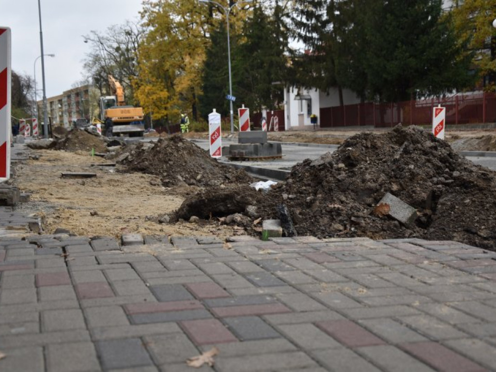Tarnobrzeg. Trwa remont ul. Mickiewicza [zdjęcia]