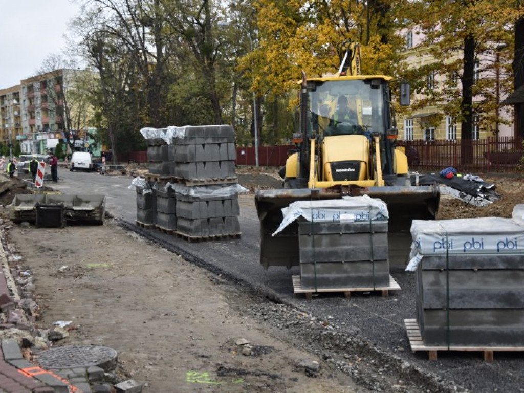 Tarnobrzeg. Trwa remont ul. Mickiewicza [zdjęcia]