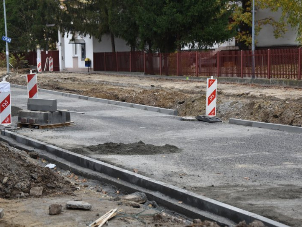 Tarnobrzeg. Trwa remont ul. Mickiewicza [zdjęcia]
