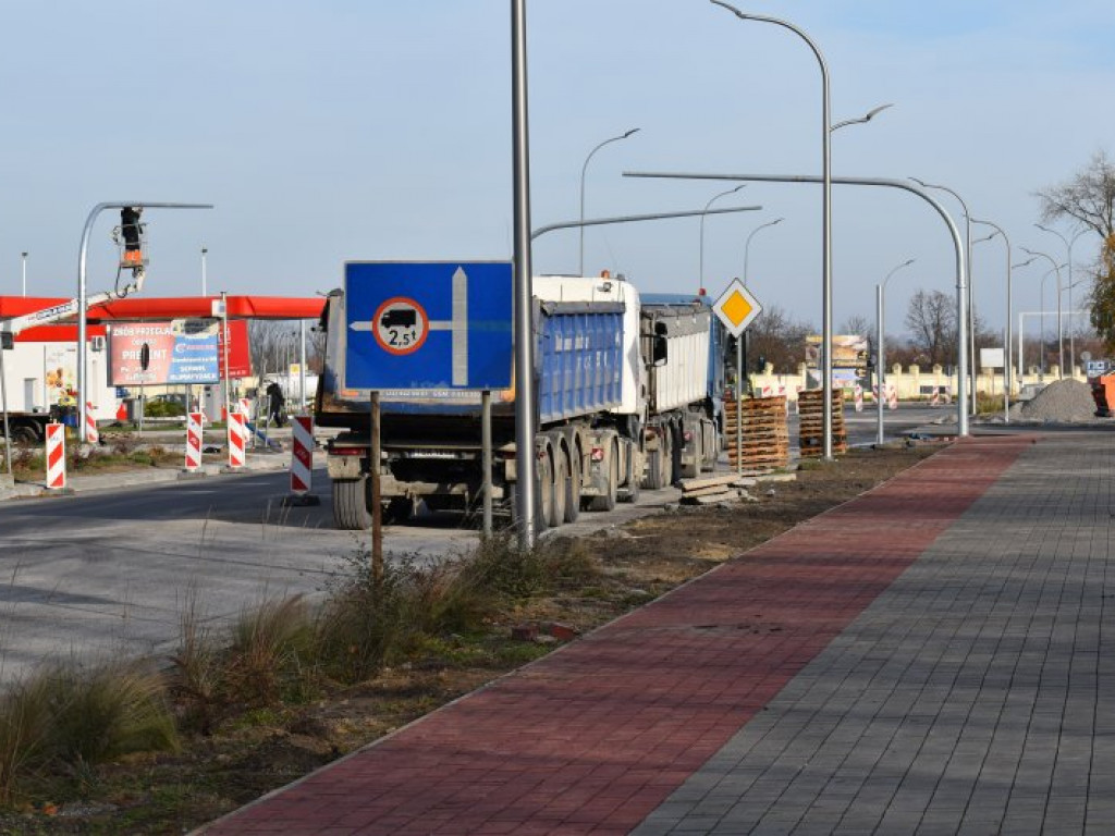 Tarnobrzeg. Uwaga, ulica Sikorskiego będzie zamknięta! Jak przebiegają prace? [zdjęcia]