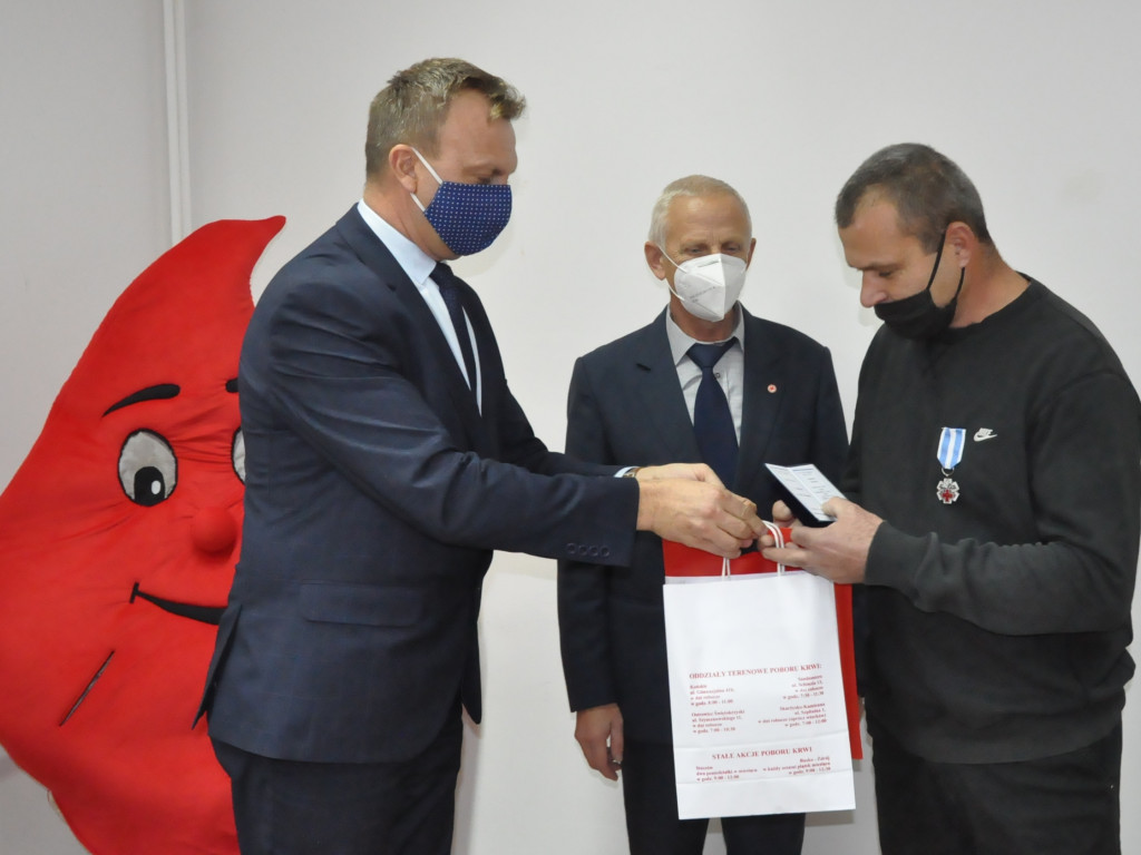 Podziękowania i ważny apel w czasie obchodów Dni Honorowego Krwiodawstwa w Sandomierzu [zdjęcia]