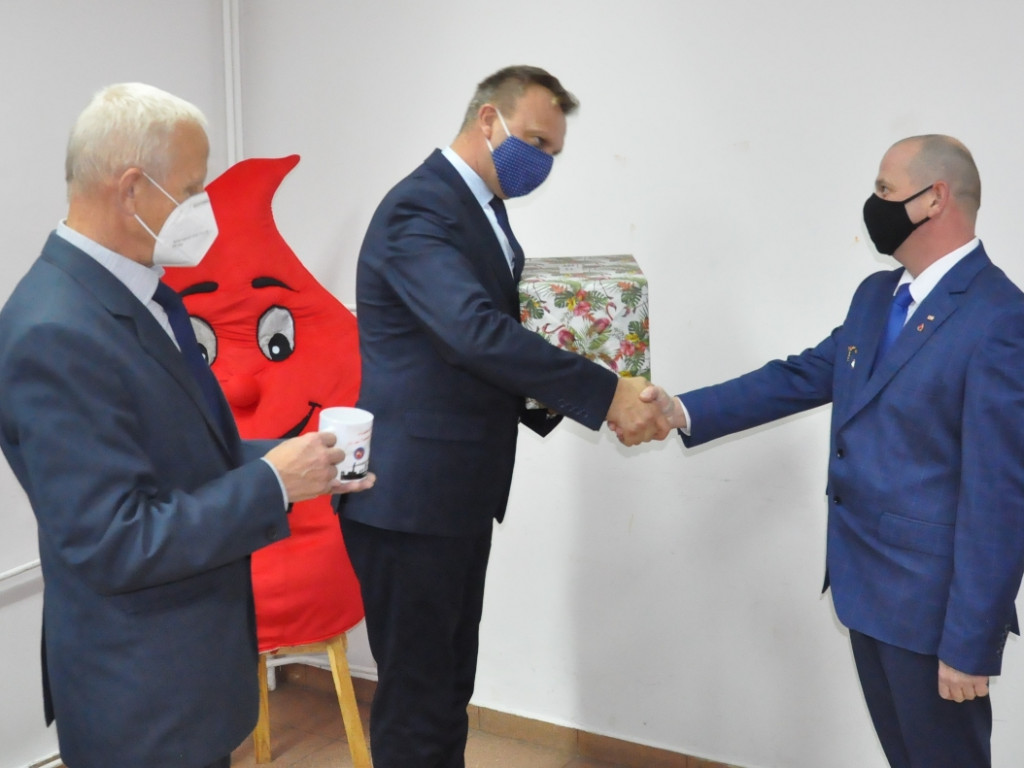 Podziękowania i ważny apel w czasie obchodów Dni Honorowego Krwiodawstwa w Sandomierzu [zdjęcia]