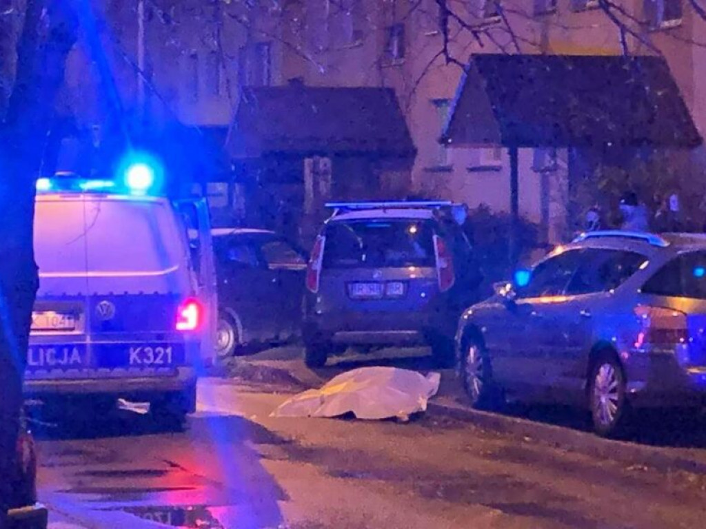Tarnobrzeg. Wypadek na osiedlu Serbinów. Nie żyje mężczyzna [zdjęcia]