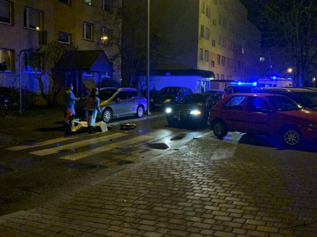 Tarnobrzeg. Wypadek na osiedlu Serbinów. Nie żyje mężczyzna [zdjęcia]