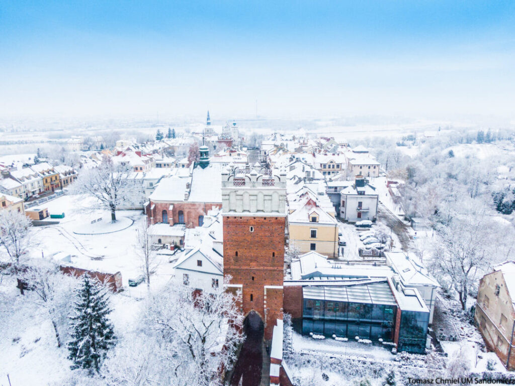 Sandomierz w zimowej szacie [zdjęcia]