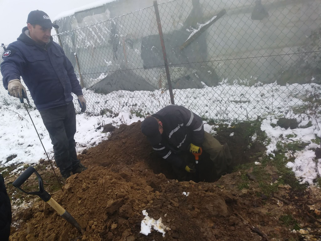 W polu w gminie Wilczyce znaleźli pozostałości czołgu [zdjęcia]