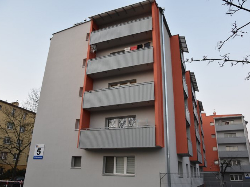 Spółdzielnia inwestuje. Tarnobrzeskie osiedla pięknieją [zdjęcia]