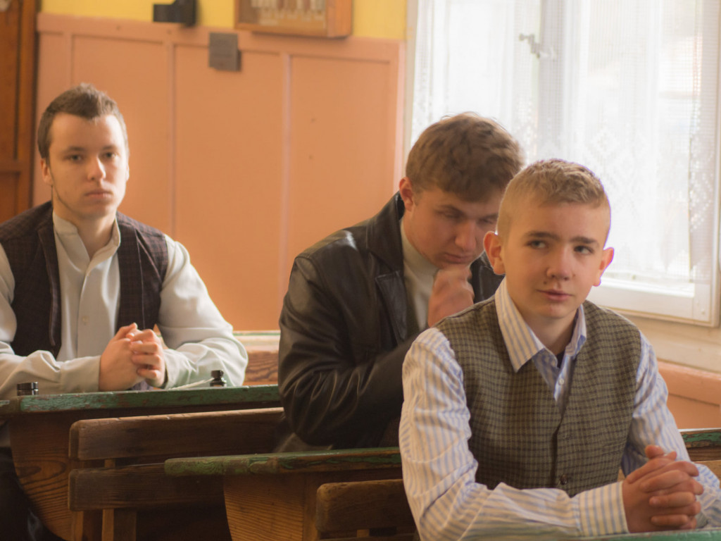 Telewizja kręciła film w starej szkole w Wiązownicy-Kolonii [zdjęcia]