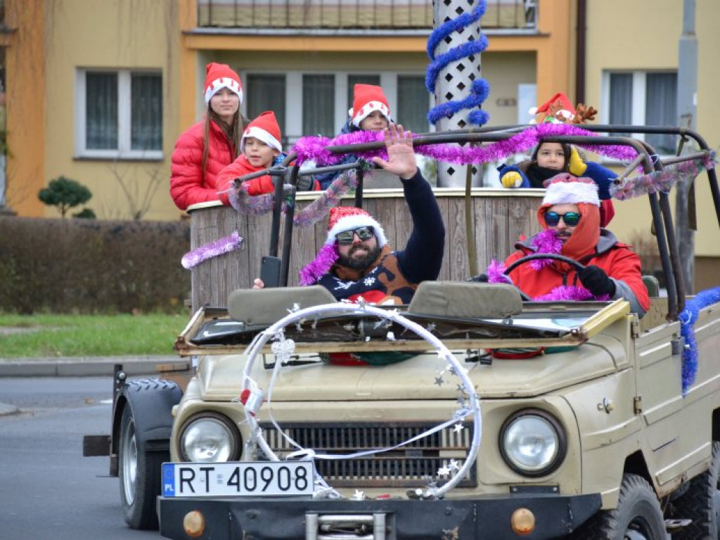 W Tarnobrzegu zaroiło się od Mikołajów [zdjęcia] [wideo]