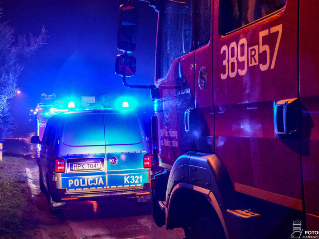 Tarnobrzeg. Mężczyzna zamknął się w garażu i groził, że popełni samobójstwo [zdjęcia]