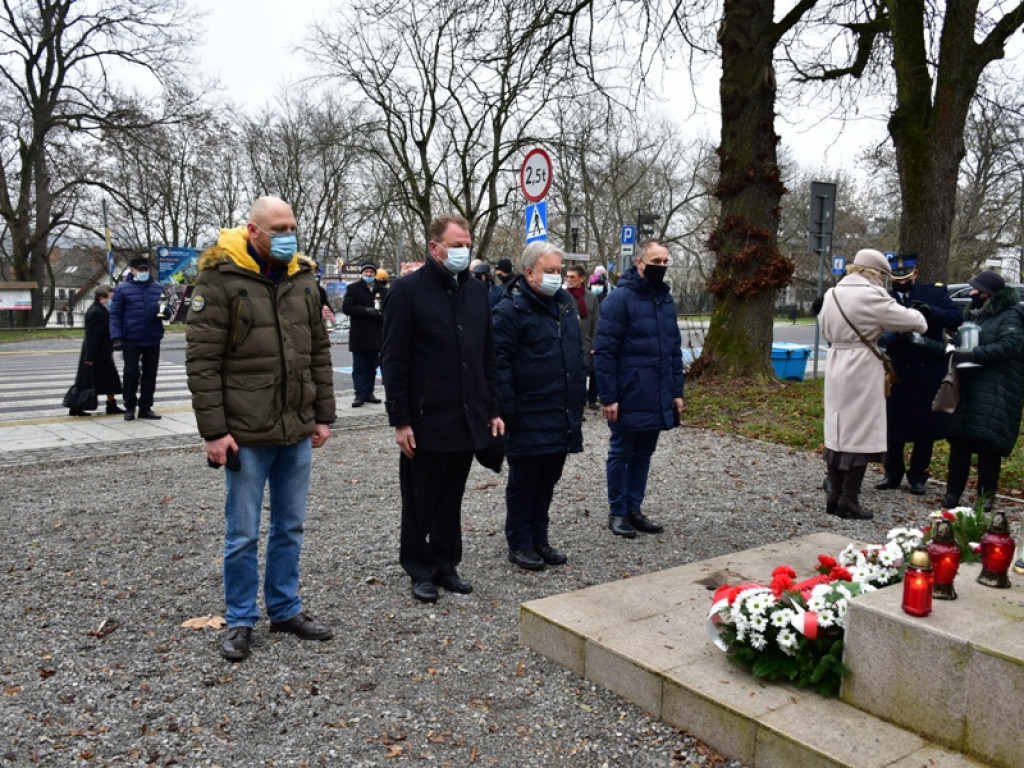 Mieszkańcy Sandomierza upamiętnili ofiary stanu wojennego [zdjęcia]