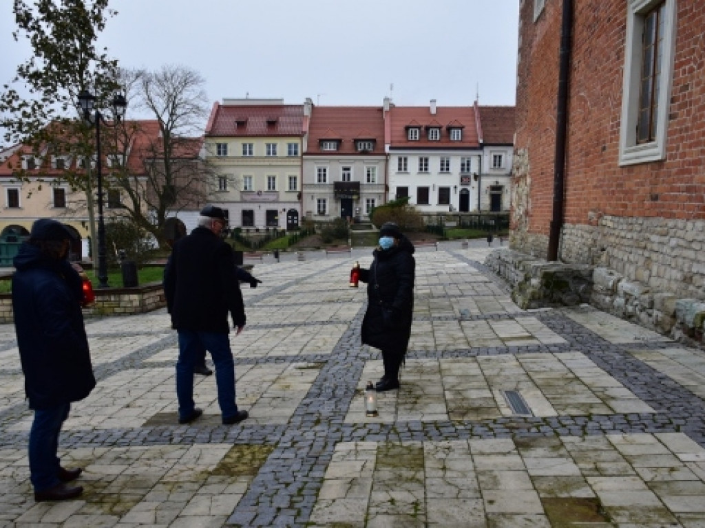 Mieszkańcy Sandomierza upamiętnili ofiary stanu wojennego [zdjęcia]