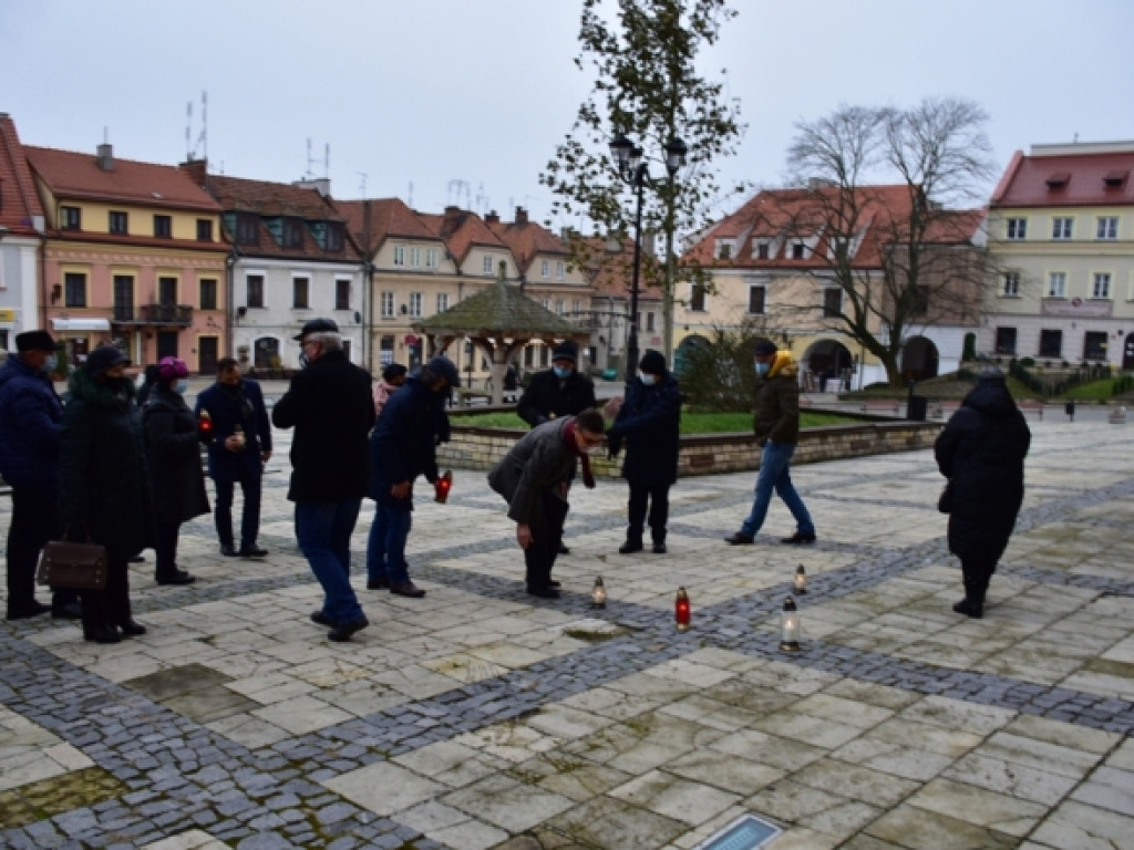 Mieszkańcy Sandomierza upamiętnili ofiary stanu wojennego [zdjęcia]