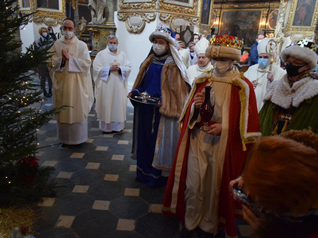 Mędrcy pokłonili się Dzieciątku Jezus. Uroczystości w Sandomierzu [zdjęcia]
