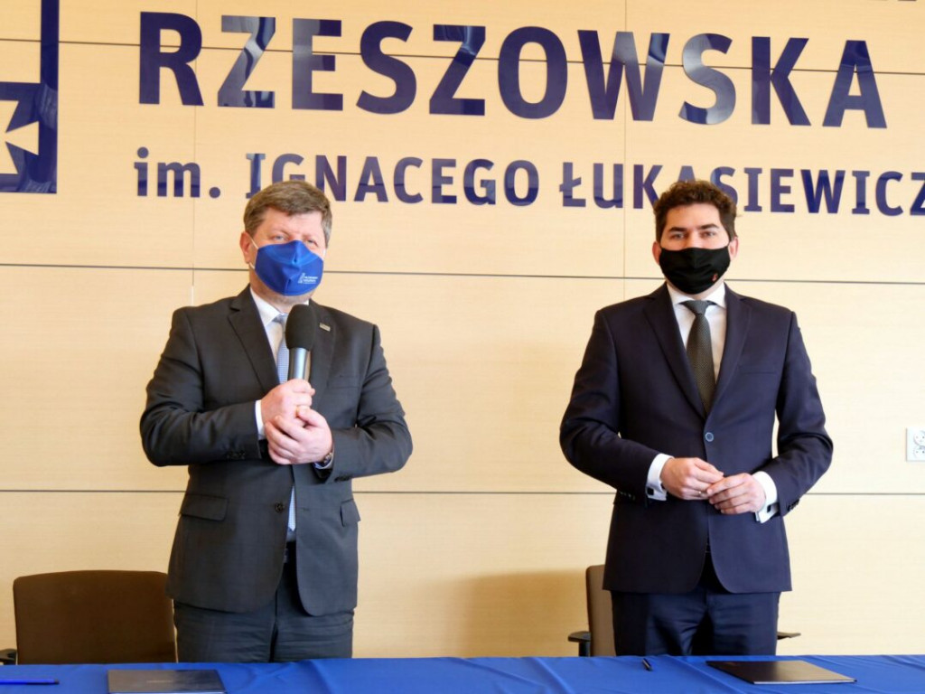 Politechnika Rzeszowska znów została operatorem Laboratorium Międzyuczelnianego w Stalowej Woli [zdjęcia]