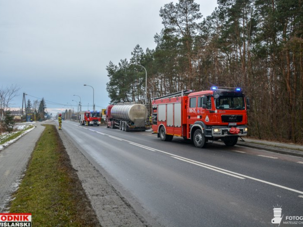 Tarnobrzeg. Pożar cysterny na alei Warszawskiej [zdjęcia]