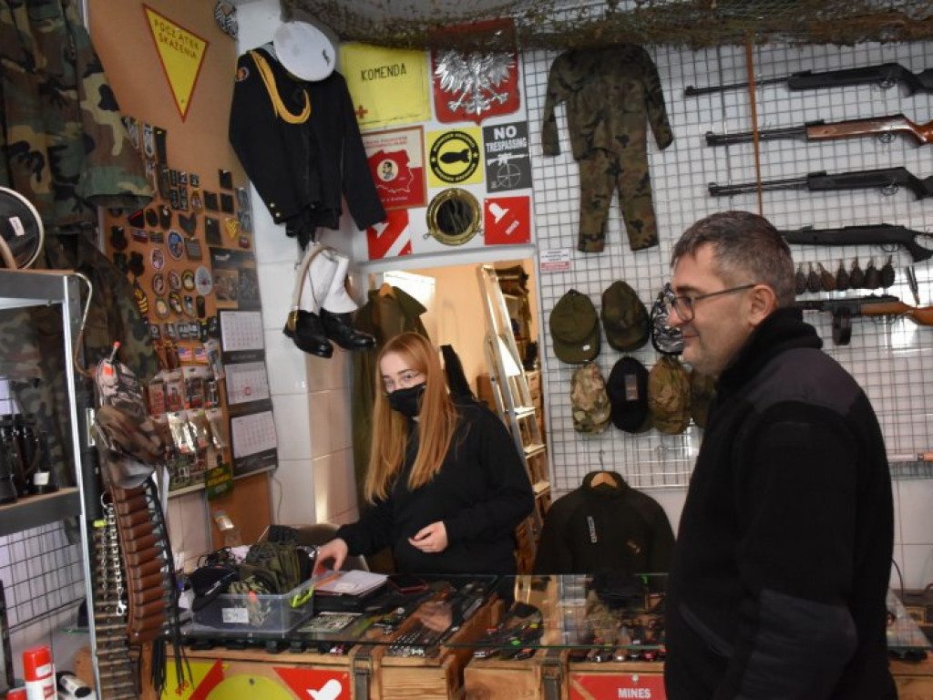 Witamy w Bunkrze. Tak wygląda nowy militarny sklep w Tarnobrzegu [zdjęcia]