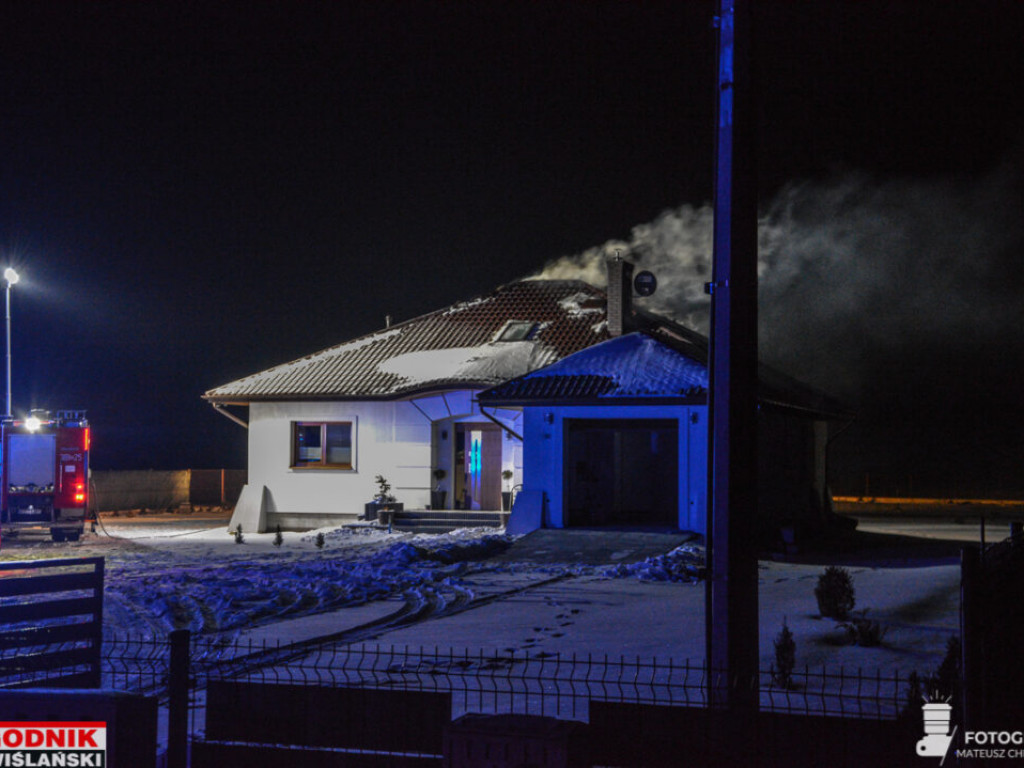 Nocny pożar domu w Zabrniu w gminie Grębów [zdjęcia]