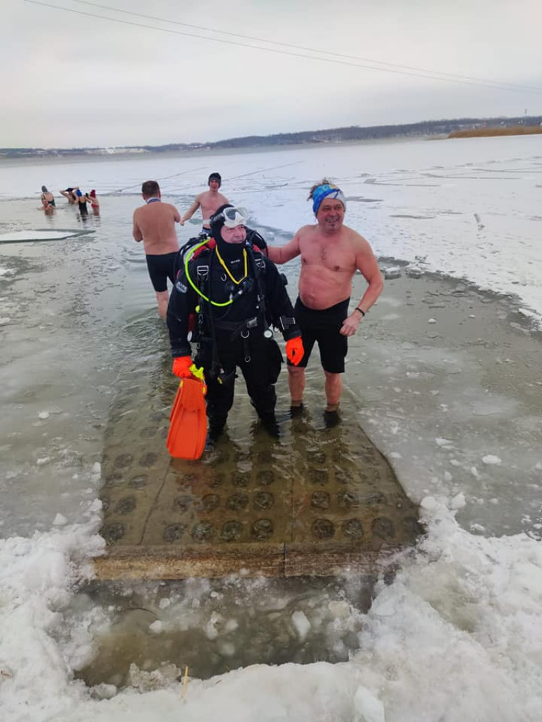 Zbierali pieniądze dla małego Piotrusia nad Jeziorem Tarnobrzeskim [zdjęcia]