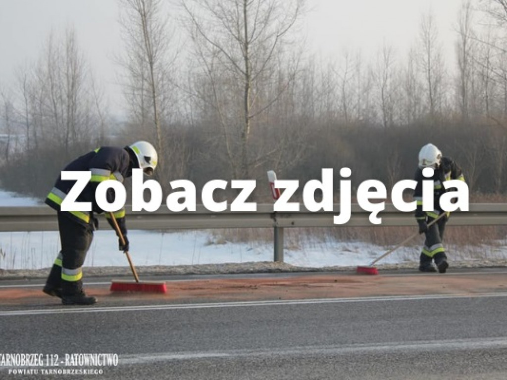 Zderzenie dwóch samochodów koło Gorzyc, były utrudnienia [zdjęcia]
